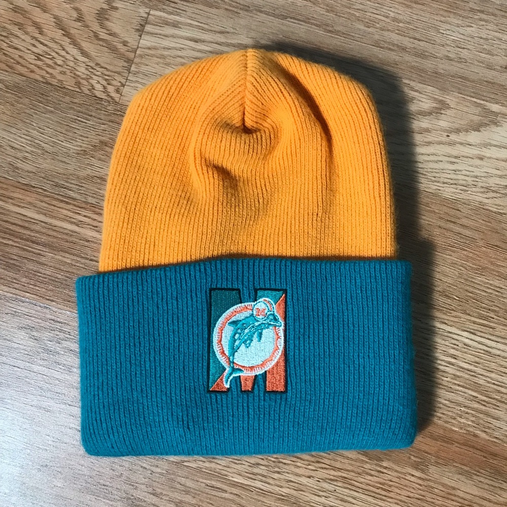 Miami Dolphins 🐬 skullcap BRAND NEW condition